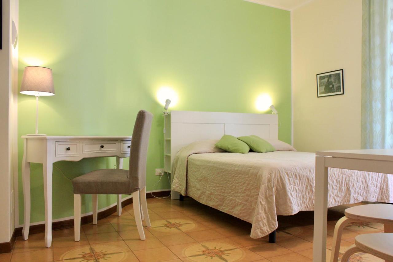 Gli Artisti Apartments & Rooms Bagheria Esterno foto
