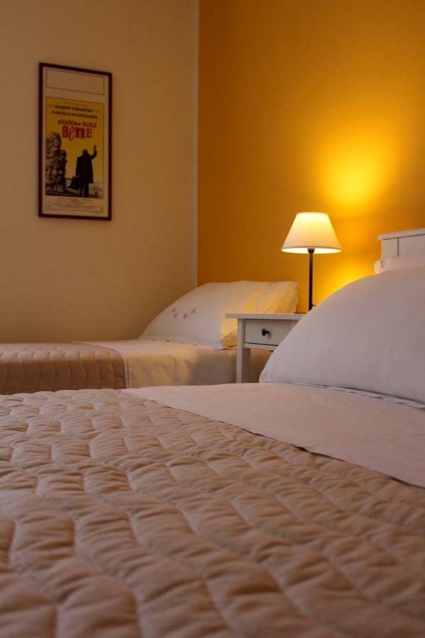 Gli Artisti Apartments & Rooms Bagheria Esterno foto